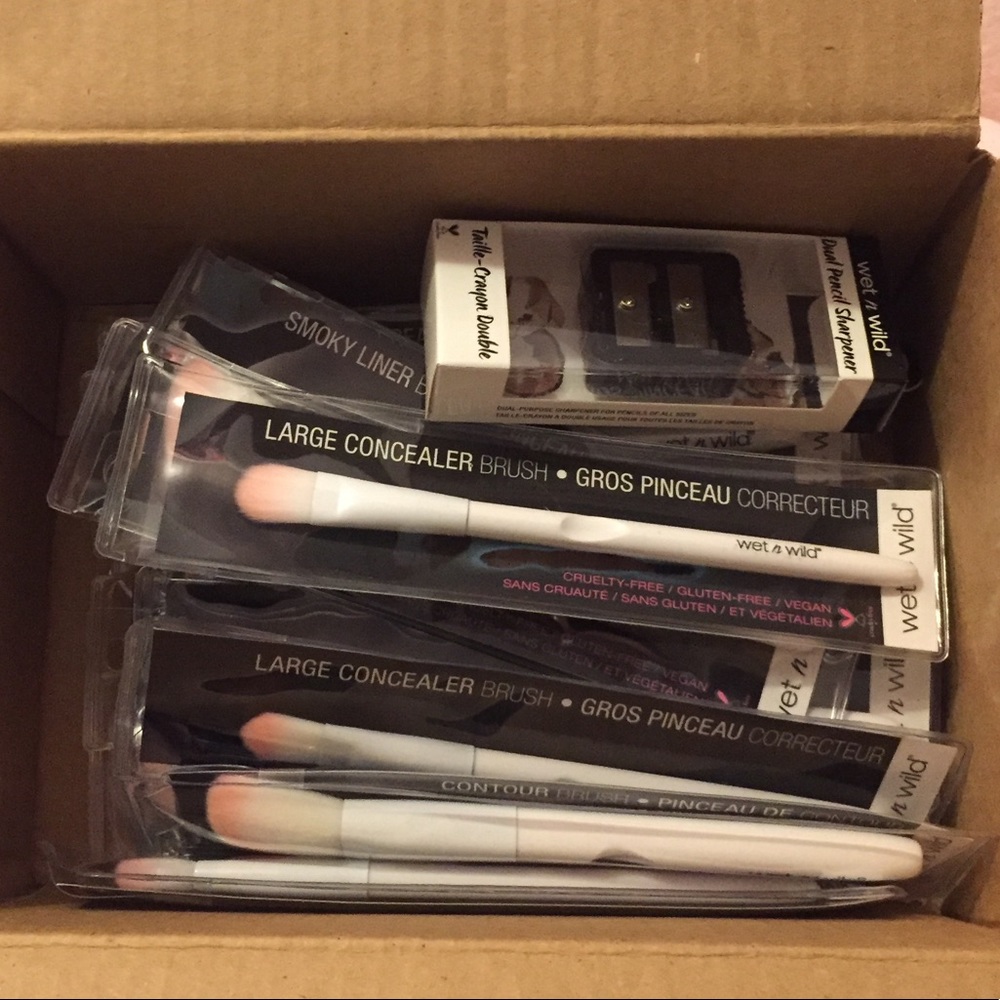 Make up tools